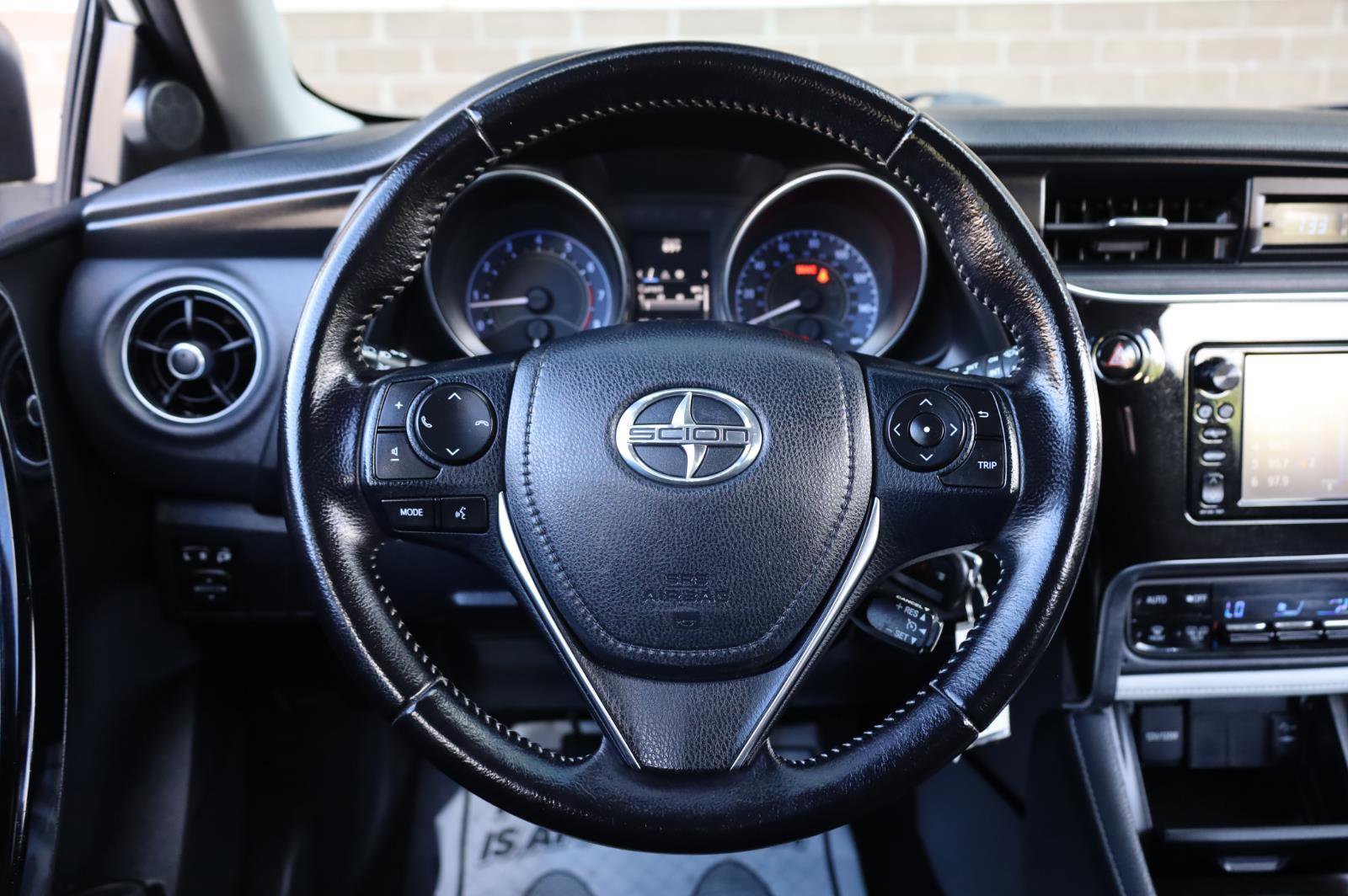 Used 2016 Scion iM FWD image 29