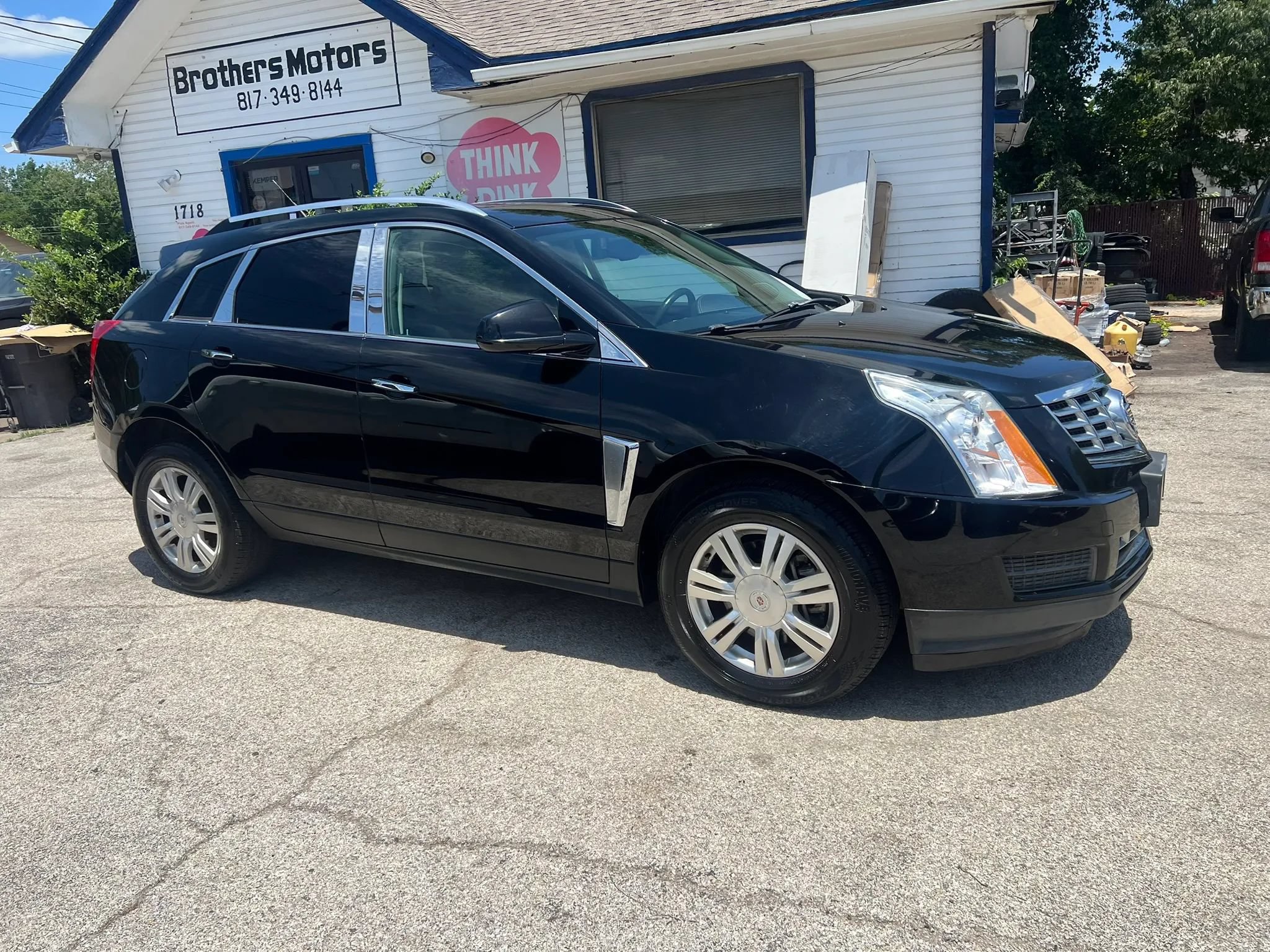 Used 2014 Cadillac SRX Luxury AWD/4WD image 2