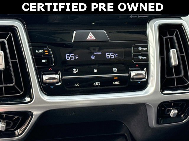 Certified 2023 Kia Sorento SX image 22