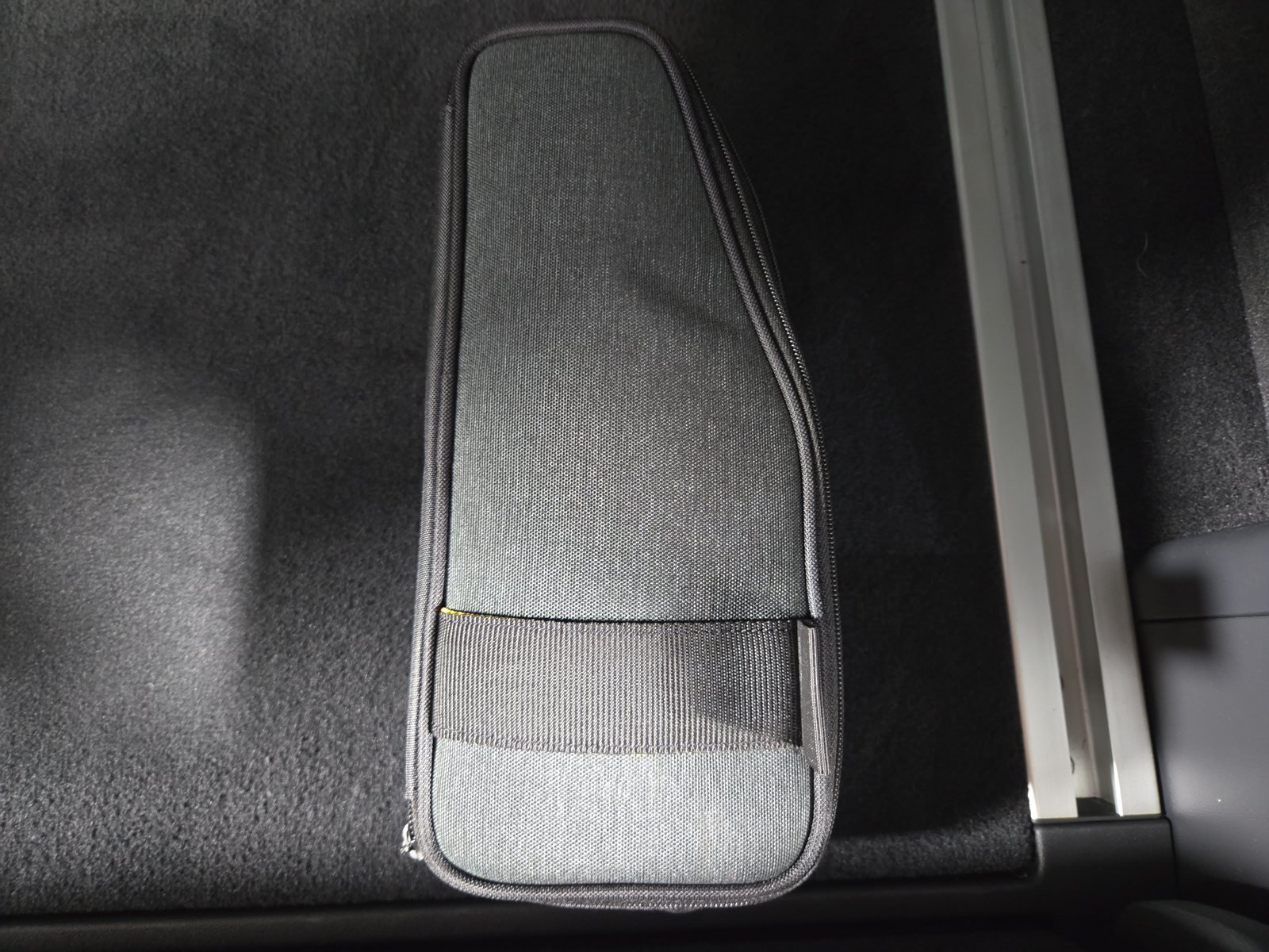 Used 2022 Rivian R1S Launch Edition Quad AWD/4WD image 34