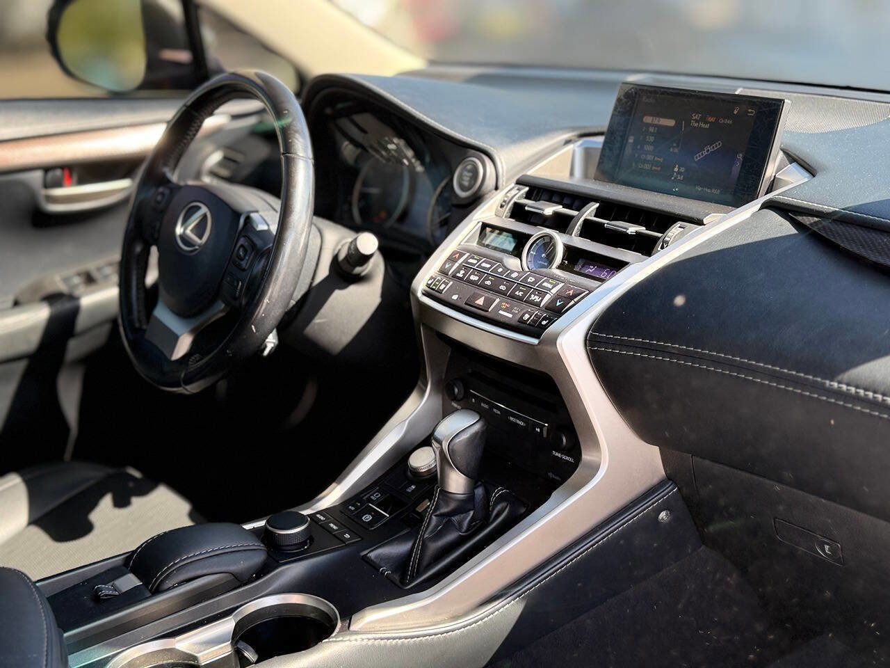 Used 2016 Lexus NX 200t FWD image 20