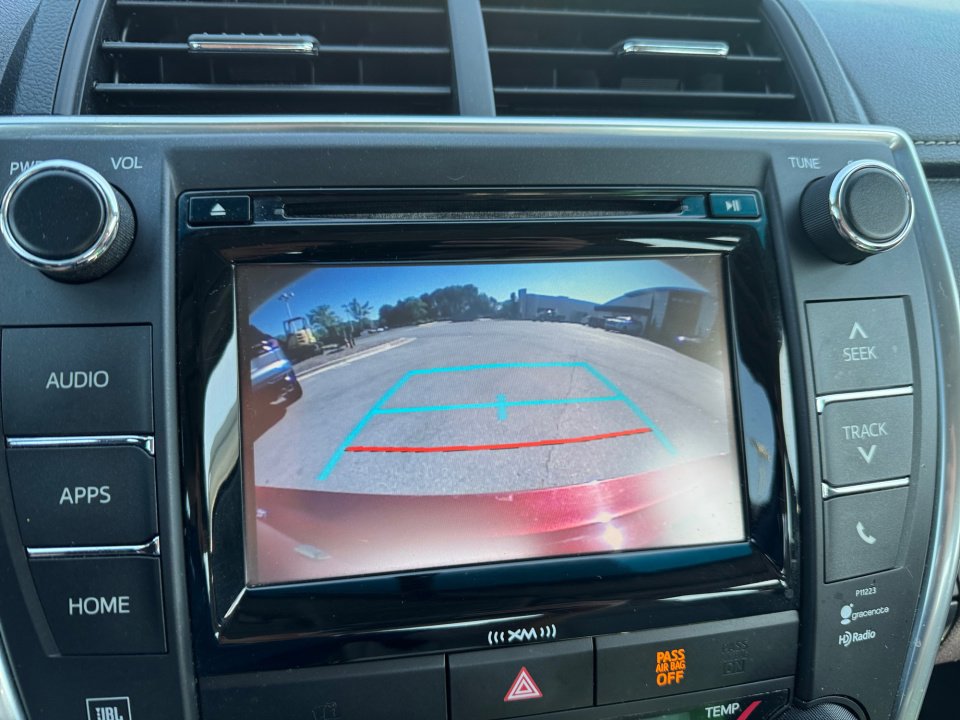 Used 2017 Toyota Camry XSE w/ Moonroof Package FWD image 23
