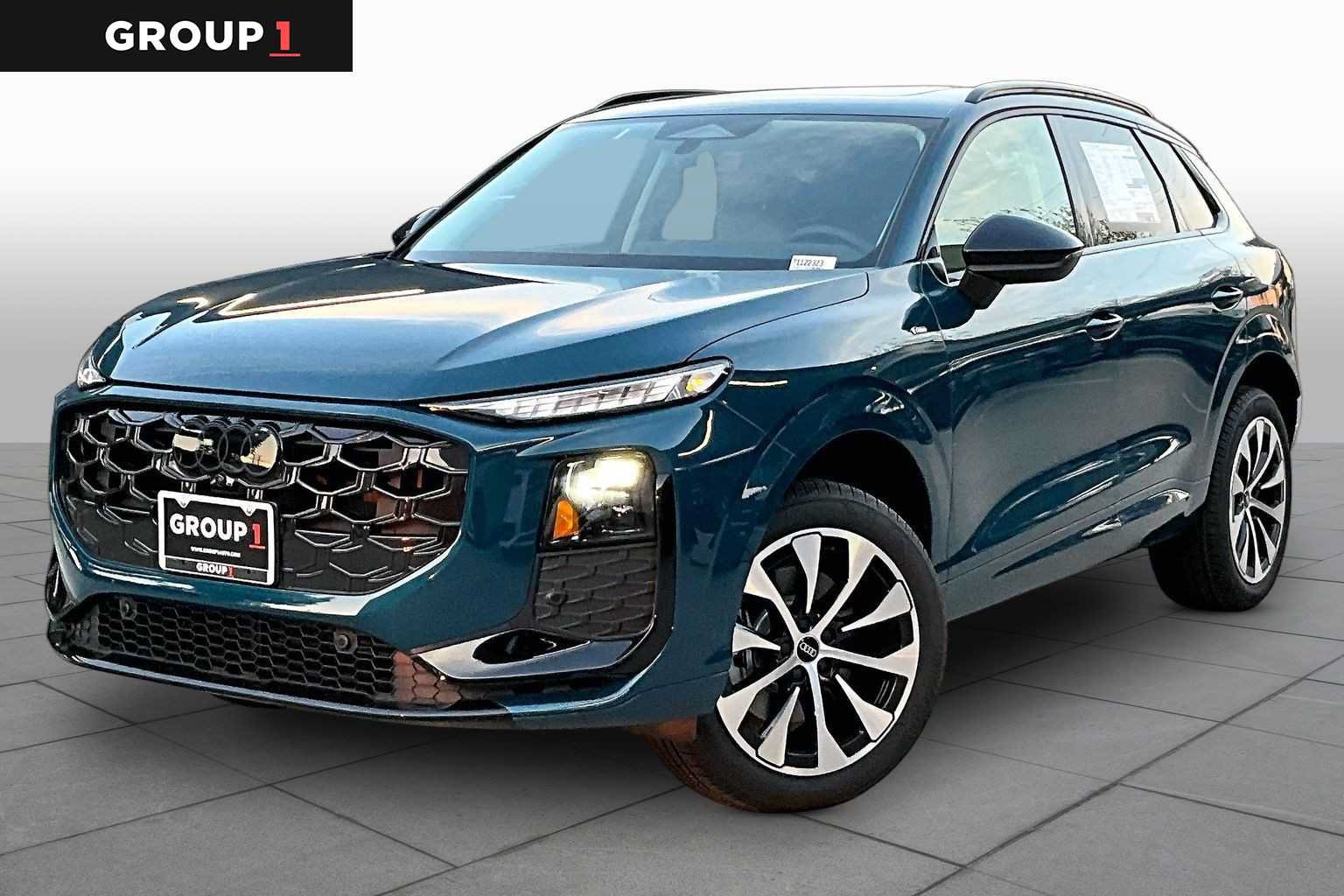 New 2026 Audi Q3 quattro 2.0T AWD/4WD image 1