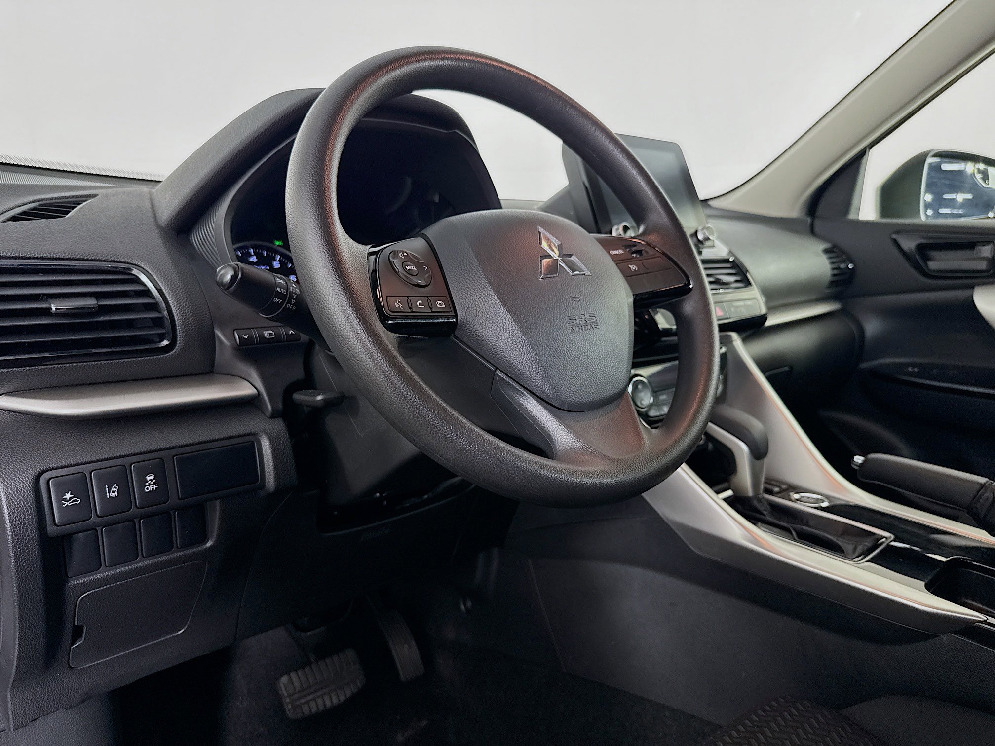 Used 2024 Mitsubishi Eclipse Cross Black Edition image 22