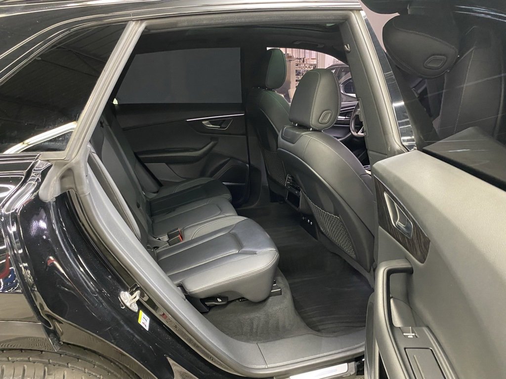Used 2021 Audi Q8 Premium Plus image 14