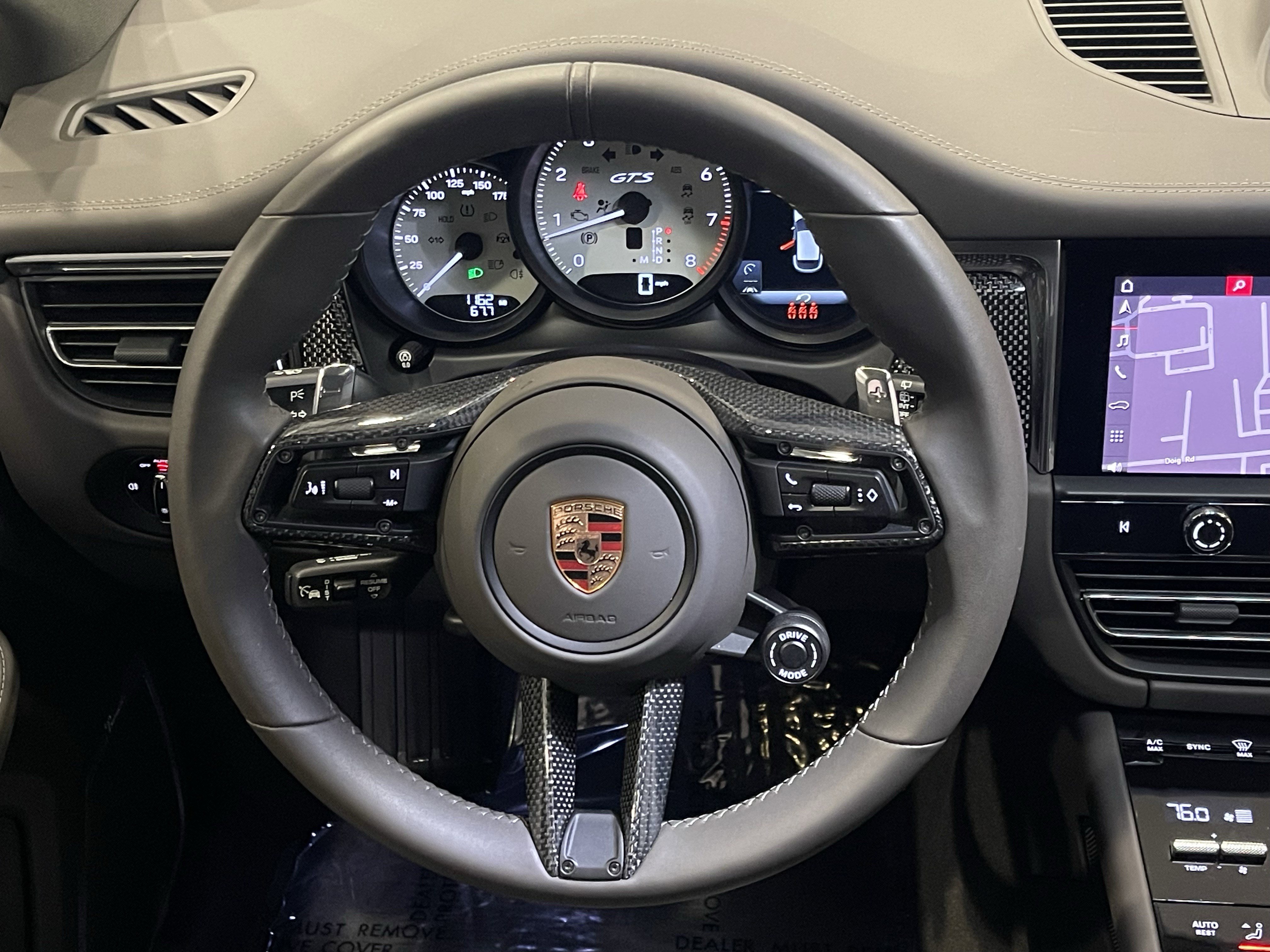 Used 2025 Porsche Macan GTS image 19