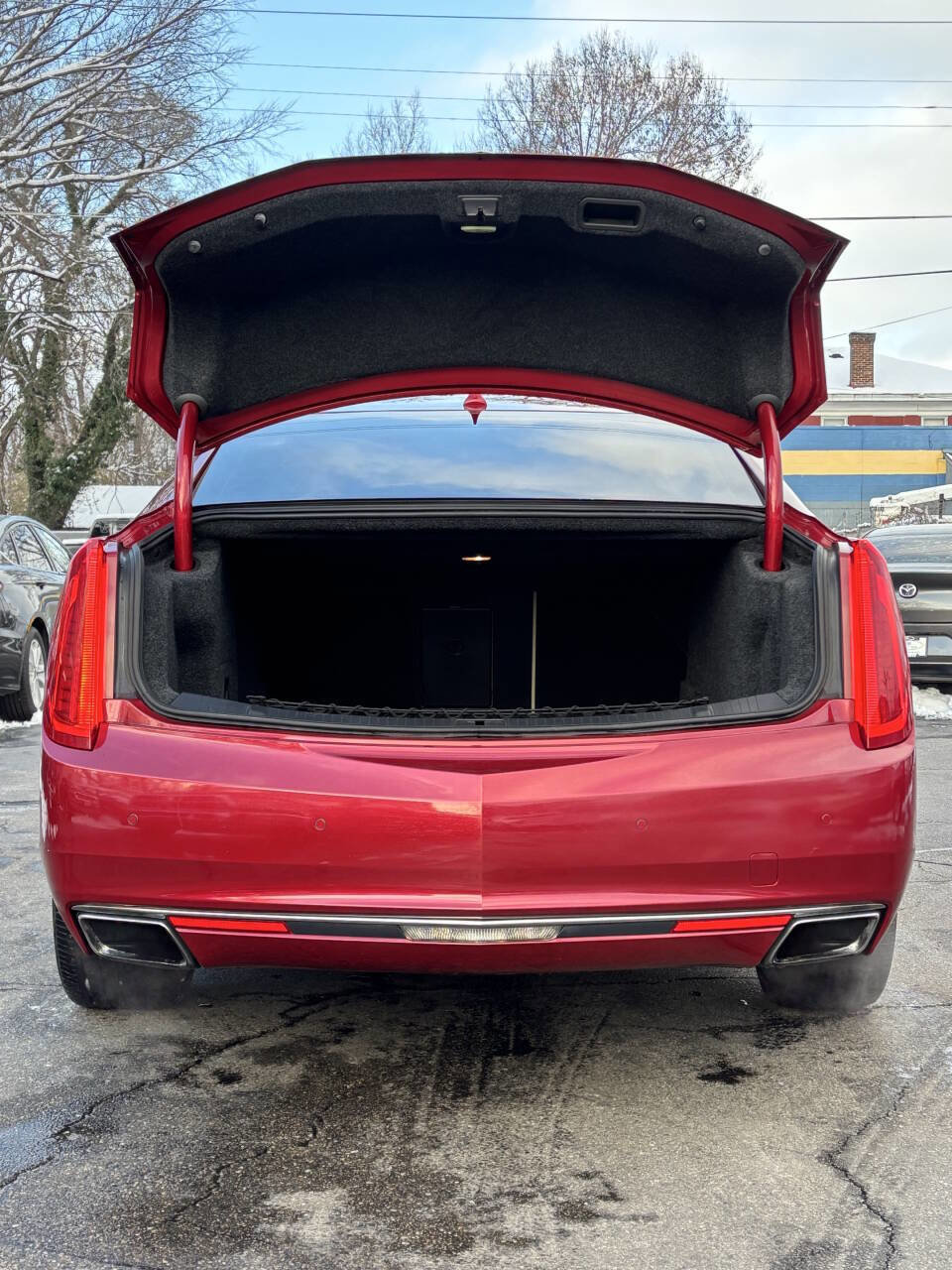 Used 2013 Cadillac XTS Premium image 10