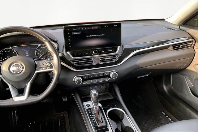 Used 2023 Nissan Altima 2.5 SR w/ SR Premium Package image 9