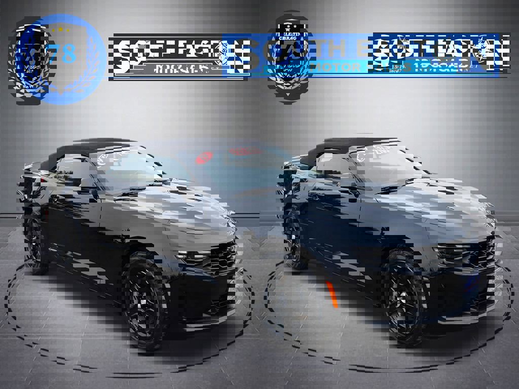 Used 2019 Chevrolet Camaro LT image 3