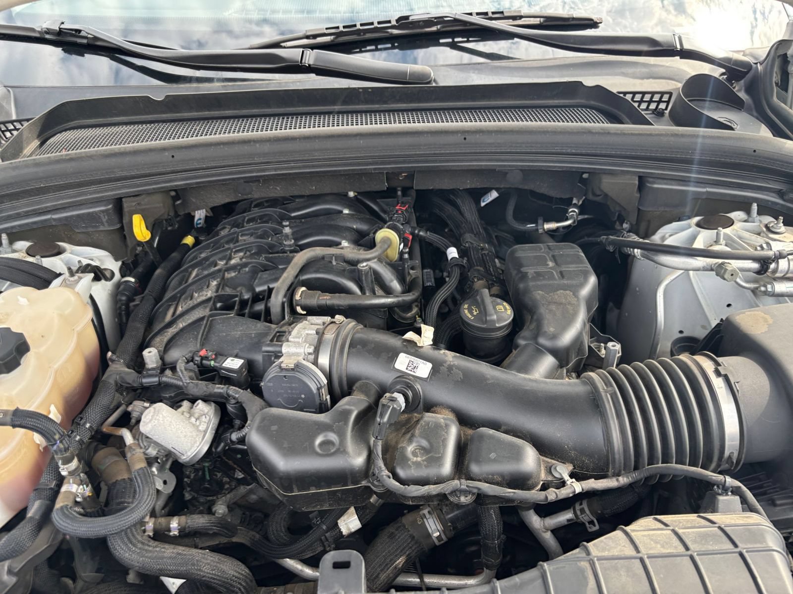 Used 2022 Jeep Grand Cherokee Limited AWD/4WD image 31
