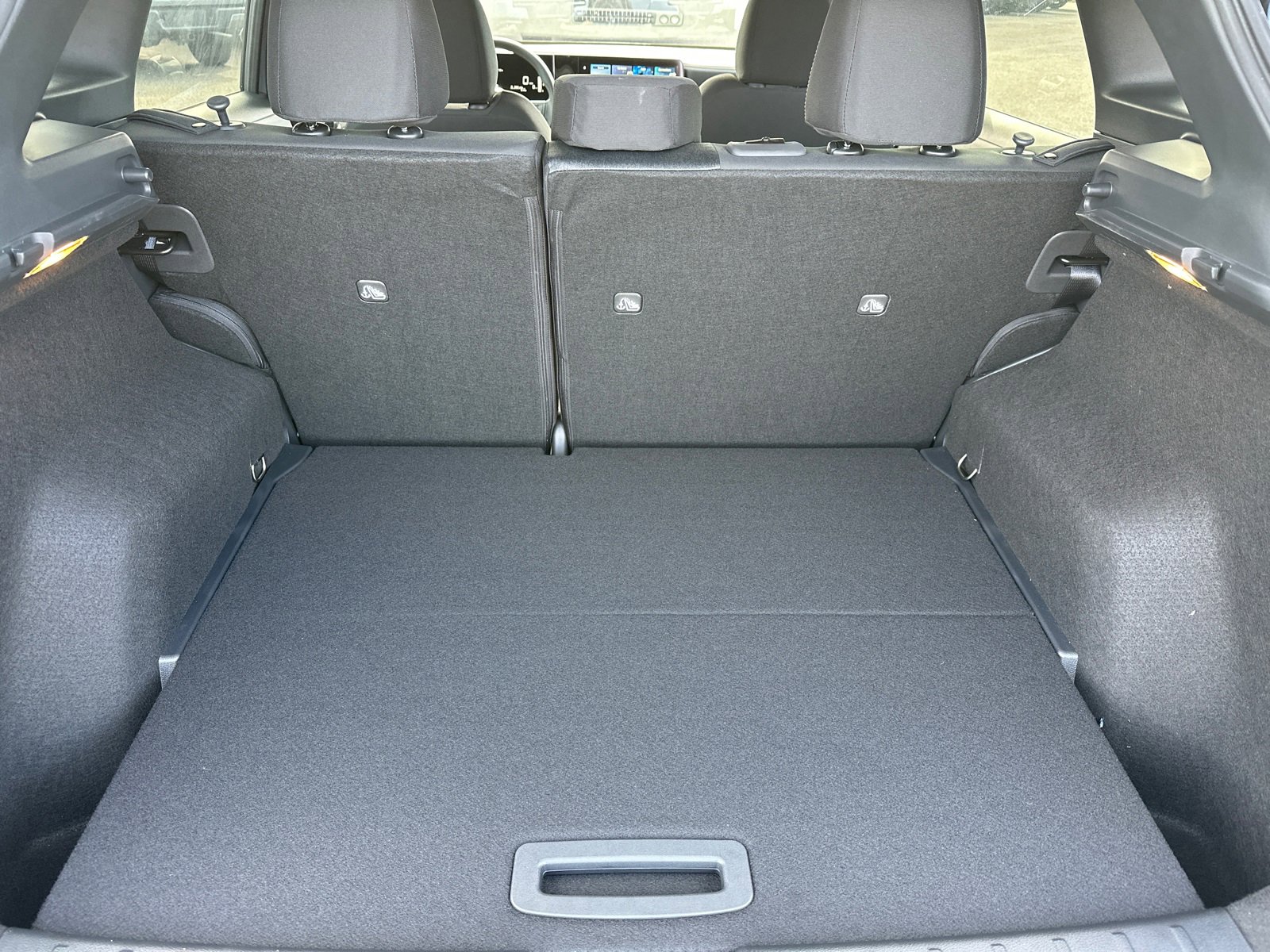 New 2026 Nissan Kicks SV w/ SV Premium Package image 18