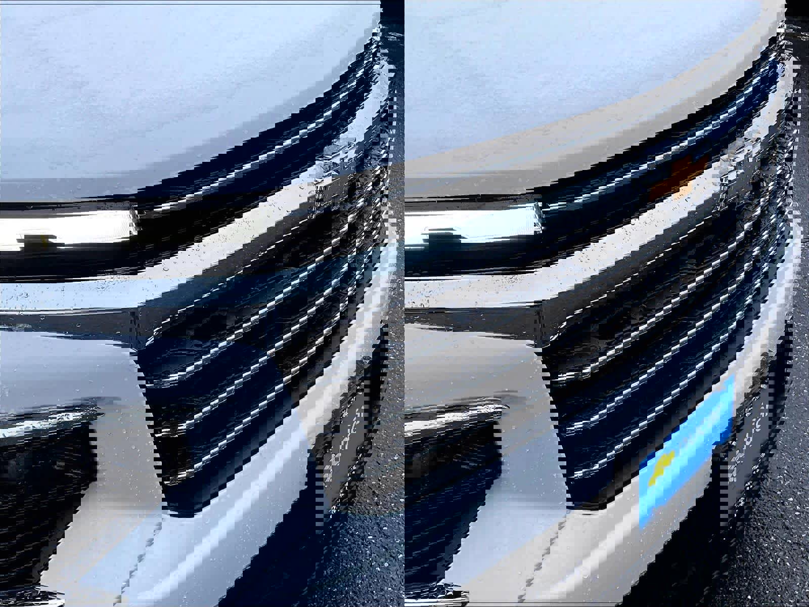 Used 2026 Chevrolet Traverse LT image 32