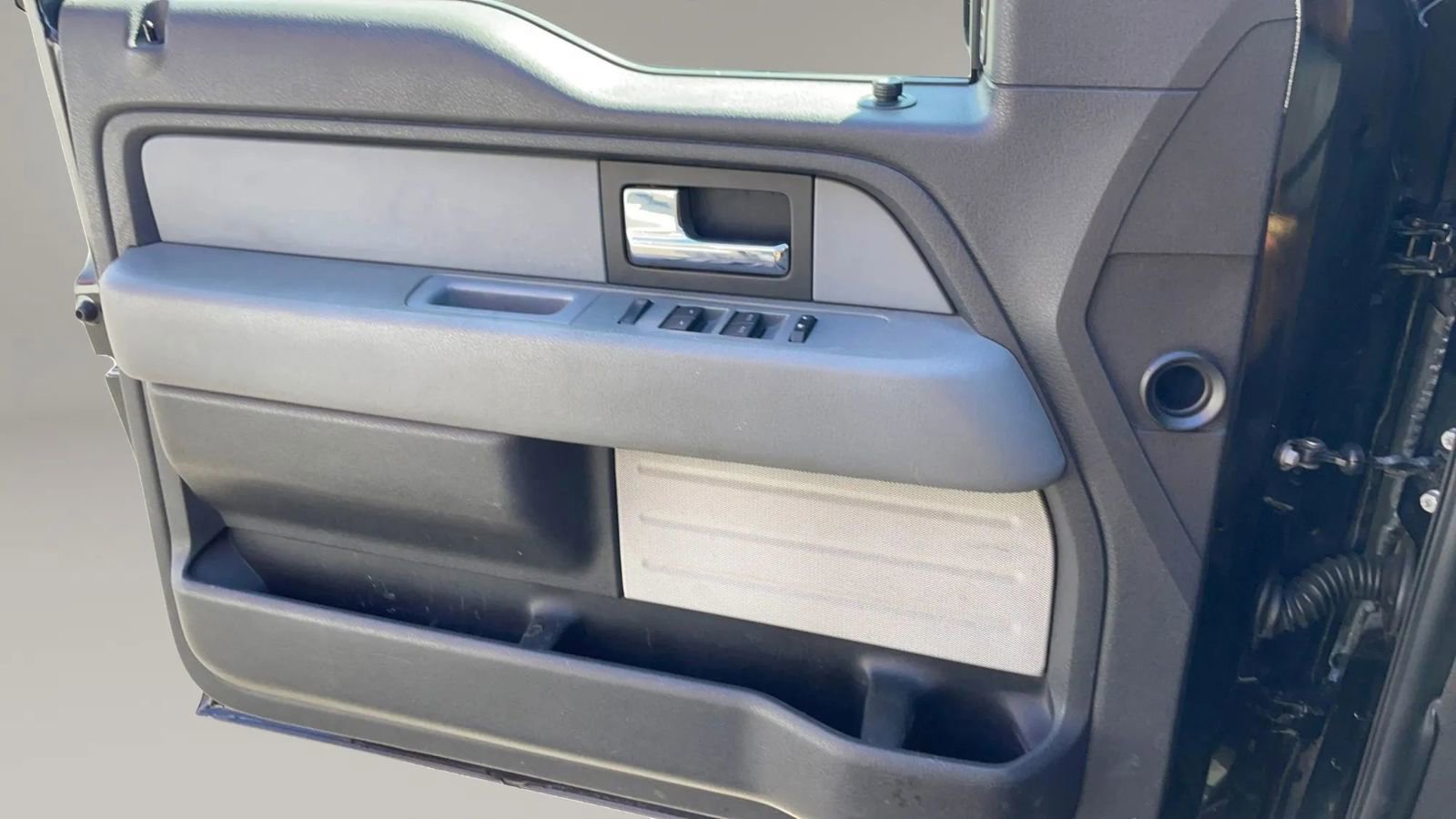 Used 2013 Ford F150 XLT w/ XLT Chrome Pkg RWD image 22
