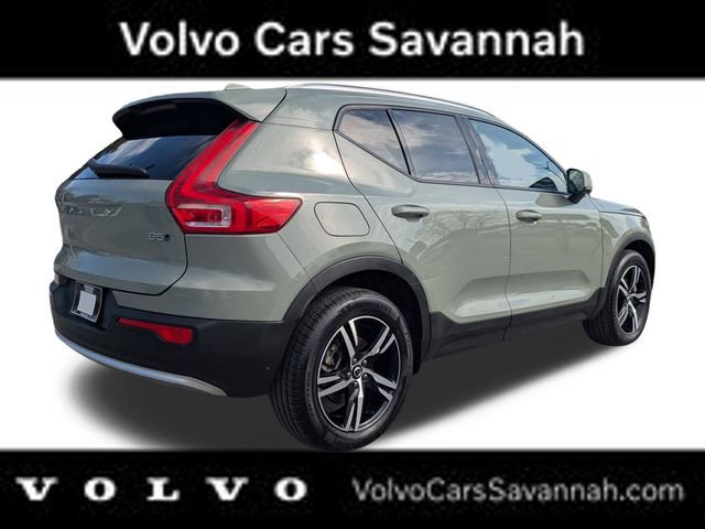 Certified 2023 Volvo XC40 B5 Core w/ Convenience Package image 5