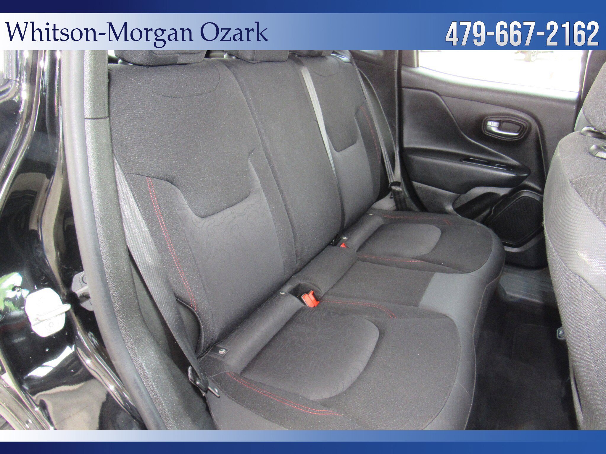 Used 2019 Jeep Renegade Trailhawk w/ UConnect 8.4 Nav Group AWD/4WD image 28