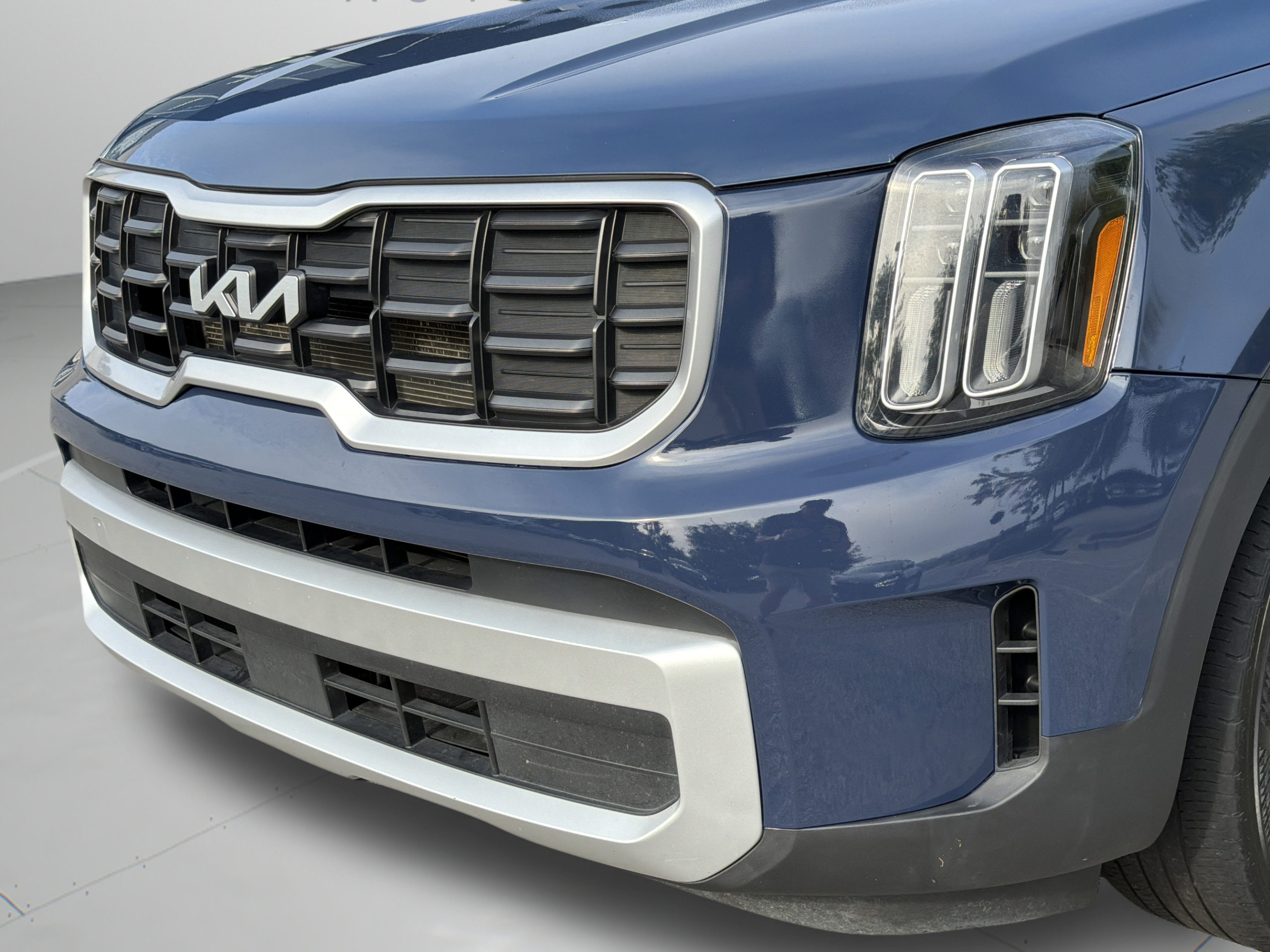 Certified 2024 Kia Telluride S w/ S Sunroof Package FWD image 34