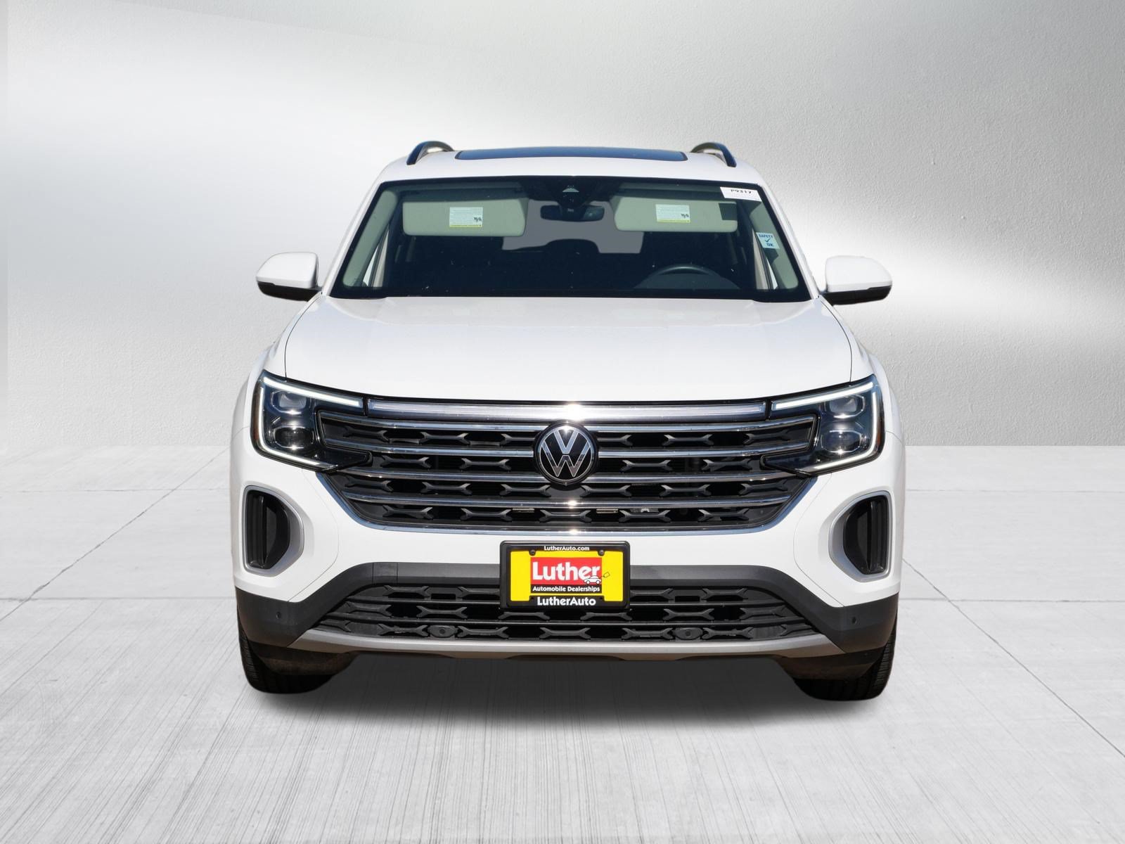 Certified 2024 Volkswagen Atlas SE AWD/4WD image 2