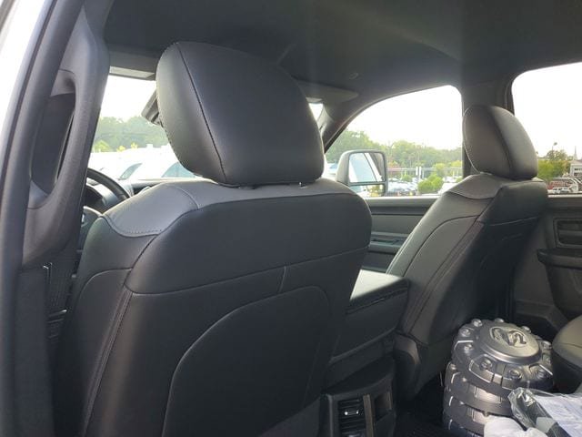 New 2025 RAM 5500 Tradesman AWD/4WD image 15