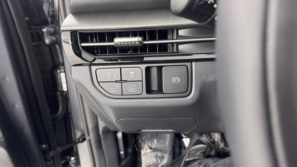 New 2026 Kia Sportage X-Line AWD/4WD image 33