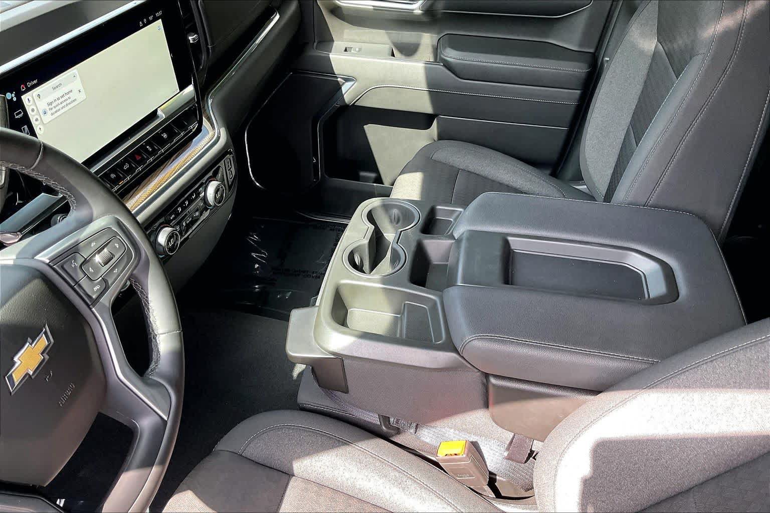 Used 2023 Chevrolet Silverado 1500 LT AWD/4WD image 17