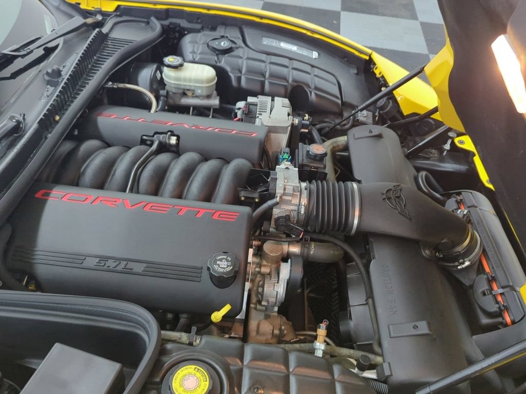 Used 2002 Chevrolet Corvette Convertible w/ Preferred Equipment Group2 RWD image 22