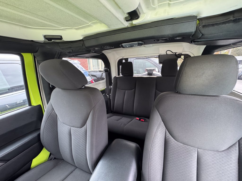 Used 2016 Jeep Wrangler Sport w/ Quick Order Package 23S AWD/4WD image 15