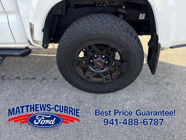 Used 2019 Toyota Tacoma TRD Sport w/ Technology Package AWD/4WD image 16