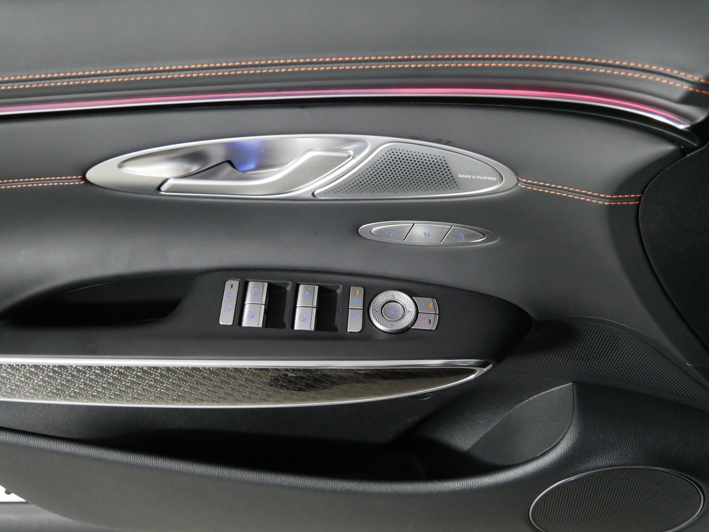 Used 2026 Genesis GV70 3.5T Sport Prestige image 19