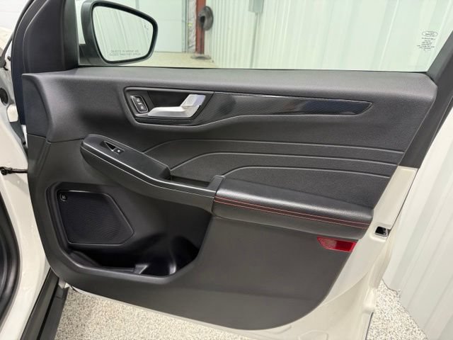 Used 2024 Ford Escape ST-Line Elite w/ Premium Technology Package AWD/4WD image 14
