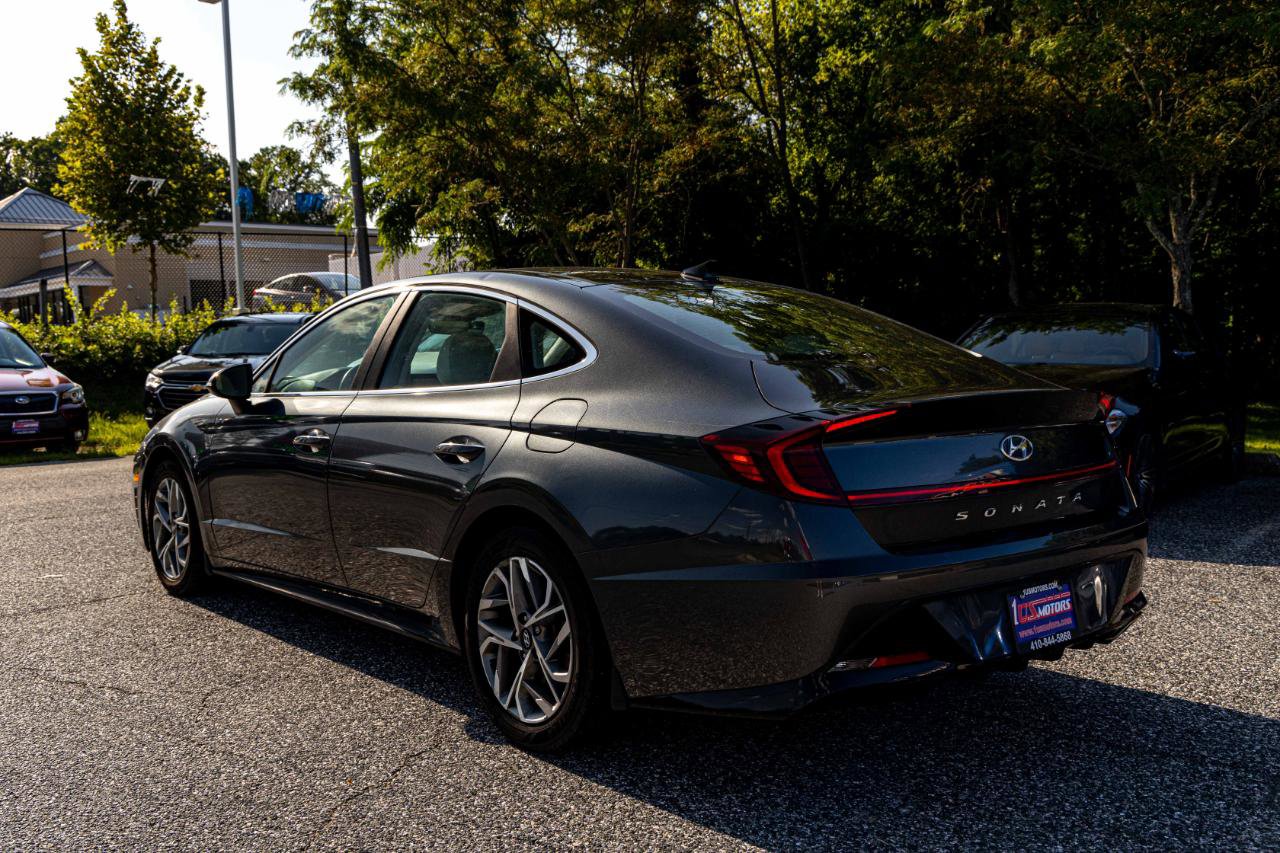 Used 2023 Hyundai Sonata SEL w/ Convenience Package FWD image 4