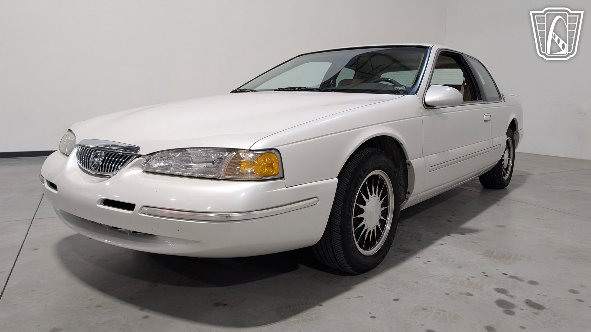 Used 1997 Mercury Cougar XR7 image 3