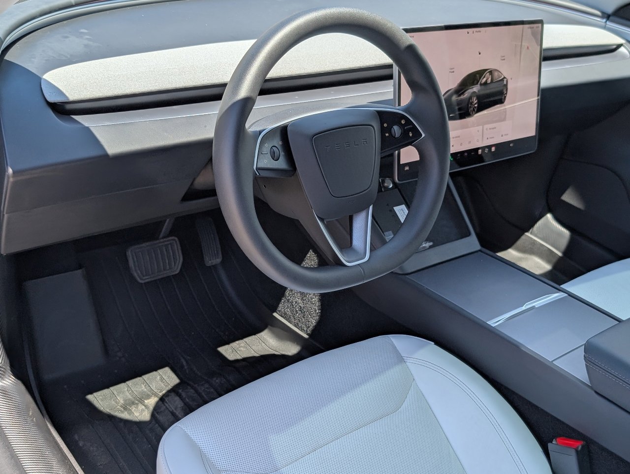 Used 2025 Tesla Model 3 Long Range RWD image 14