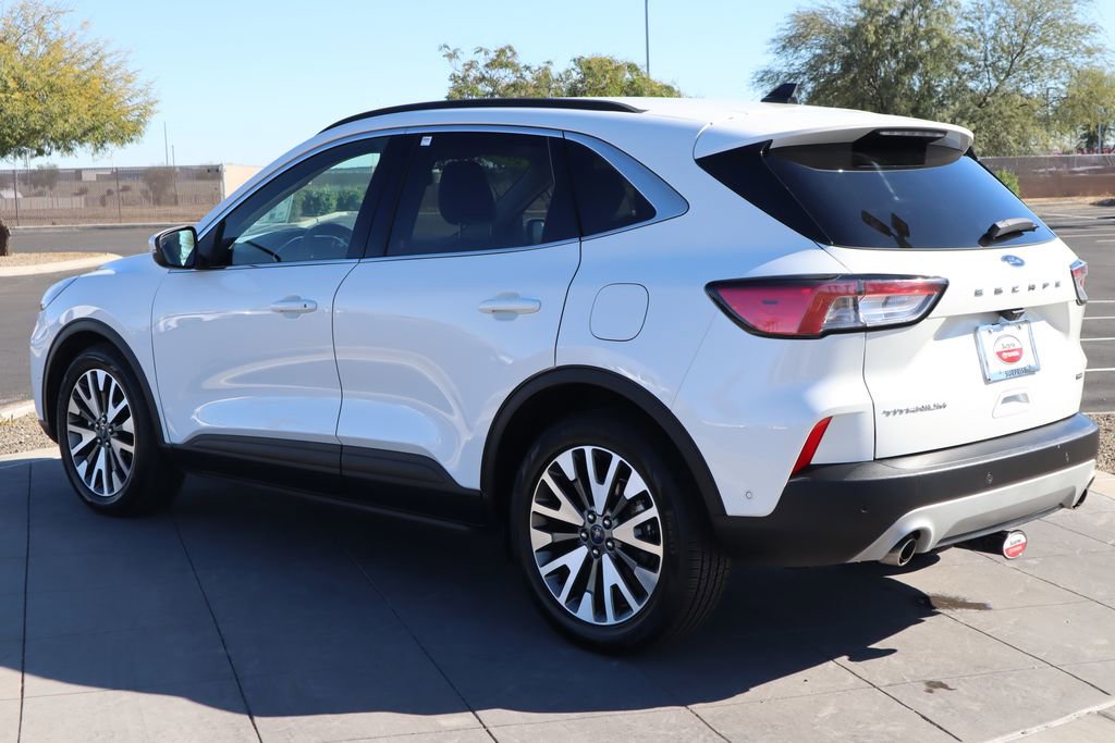 Used 2020 Ford Escape Titanium image 7