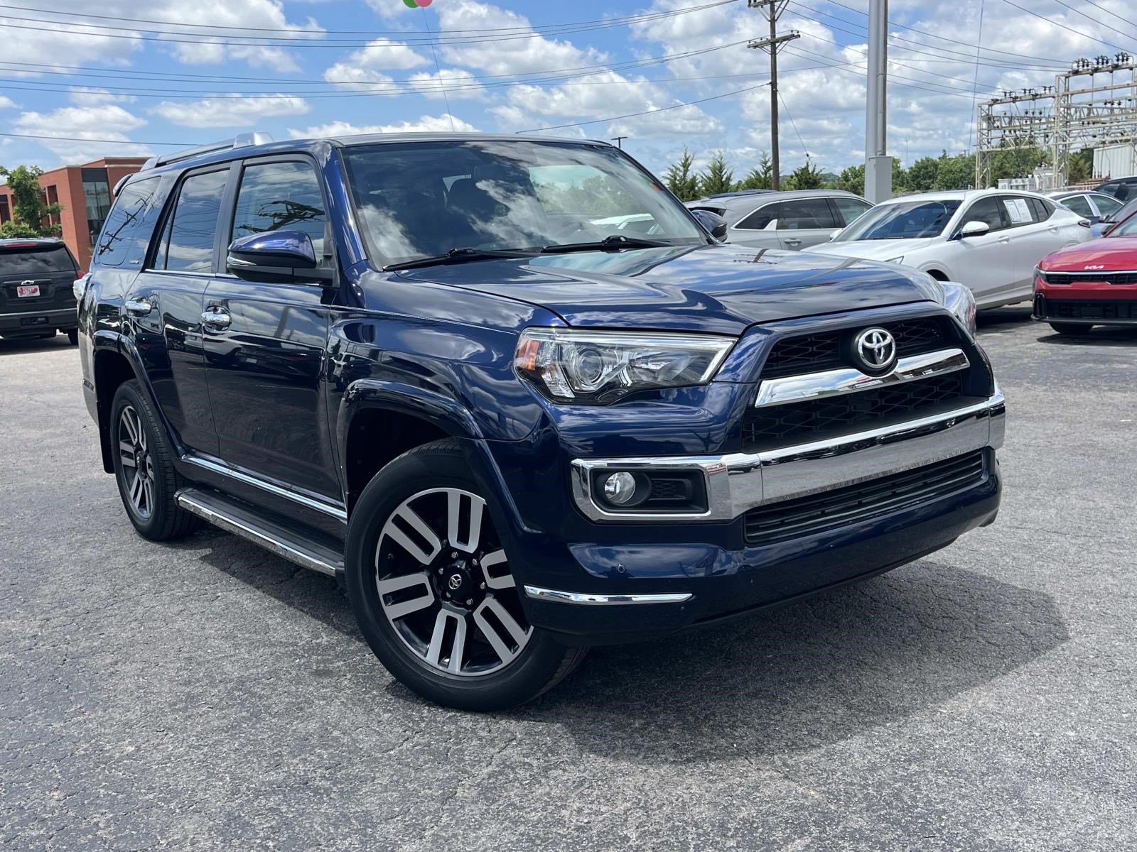 Used 2017 Toyota 4Runner Limited AWD/4WD image 1
