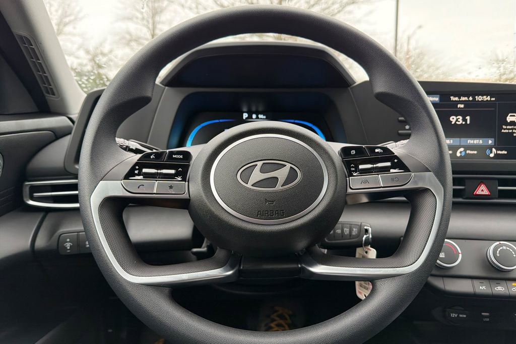 New 2026 Hyundai Elantra SE image 19