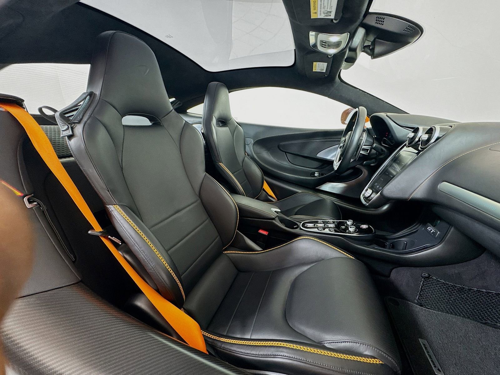 Used 2023 McLaren GT image 23