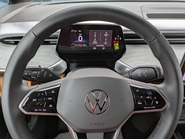 New 2025 Volkswagen ID. Buzz Pro S RWD image 32