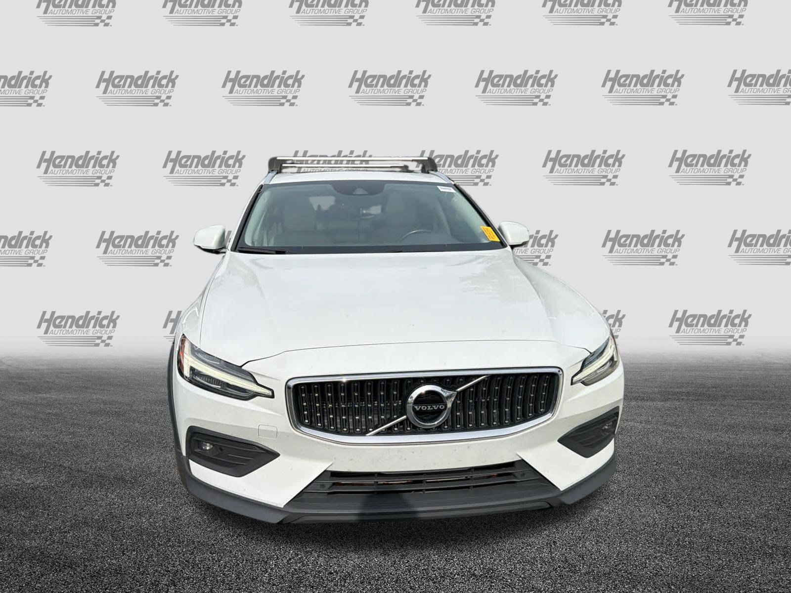 Used 2021 Volvo V60 T5 Cross Country w/ Climate Package AWD/4WD image 3