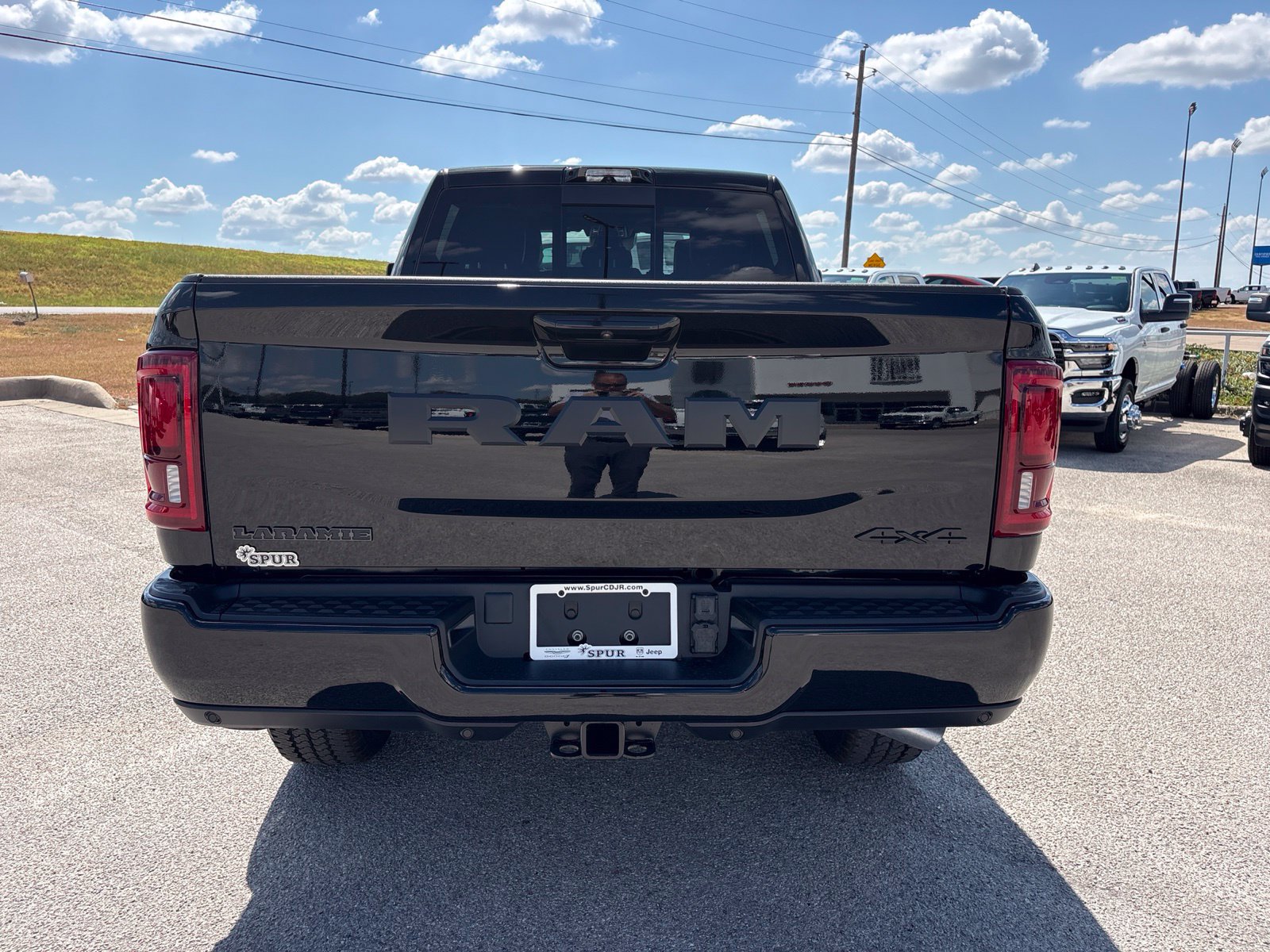 New 2027 RAM 2500 Laramie AWD/4WD image 5