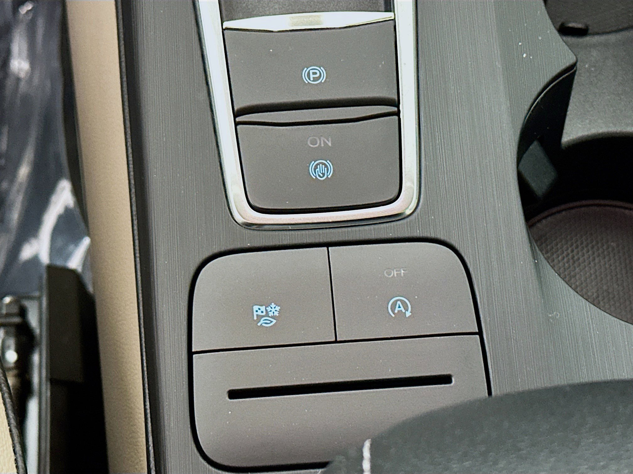 Used 2020 Ford Escape SEL image 21