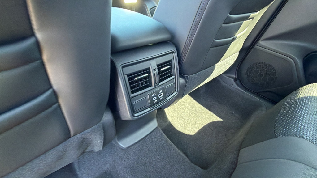 New 2026 Subaru Forester Premium AWD/4WD image 17