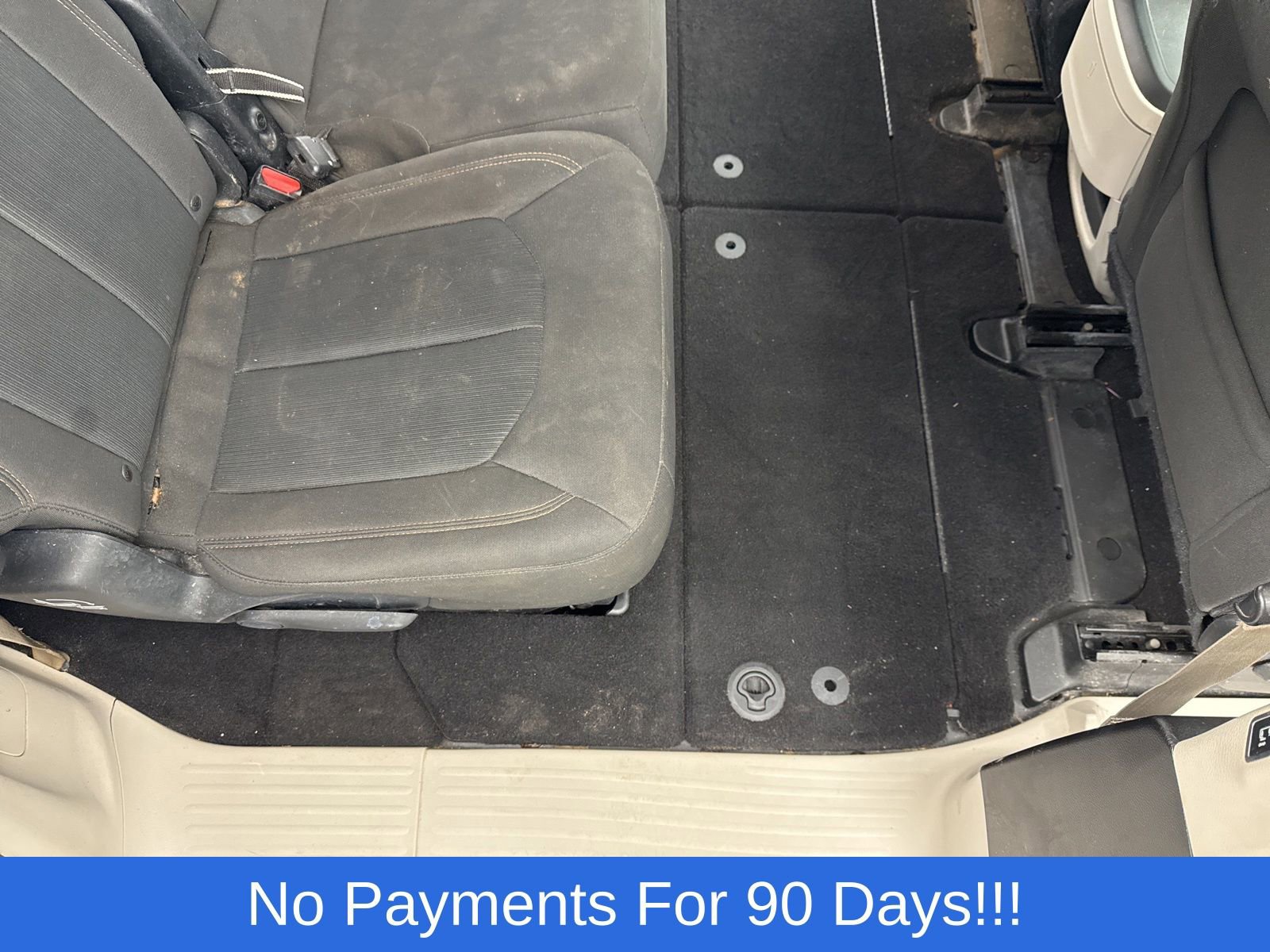 Used 2018 Chrysler Pacifica Touring Plus w/ Tire & Wheel Group image 33