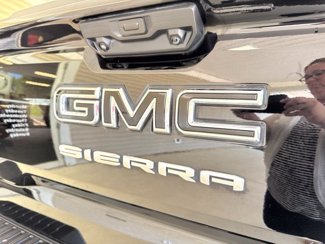 Used 2024 GMC Sierra 1500 Elevation w/ Preferred Package AWD/4WD image 36