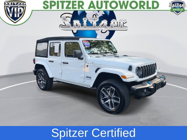 Used 2024 Jeep Wrangler Unlimited w/ Convenience Group AWD/4WD image 2