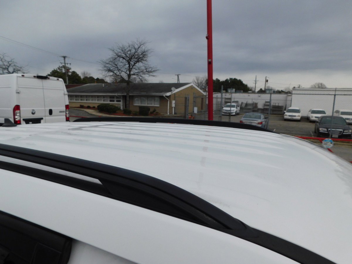Used 2021 Ford Explorer XLT image 23