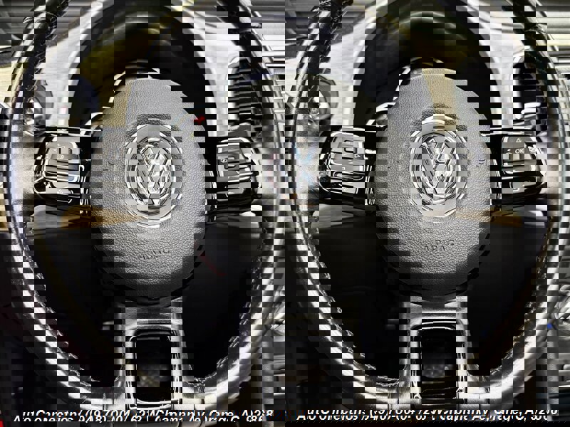 Used 2018 Volkswagen Beetle 2.0T Coast w/ Coast Lighting Package image 16