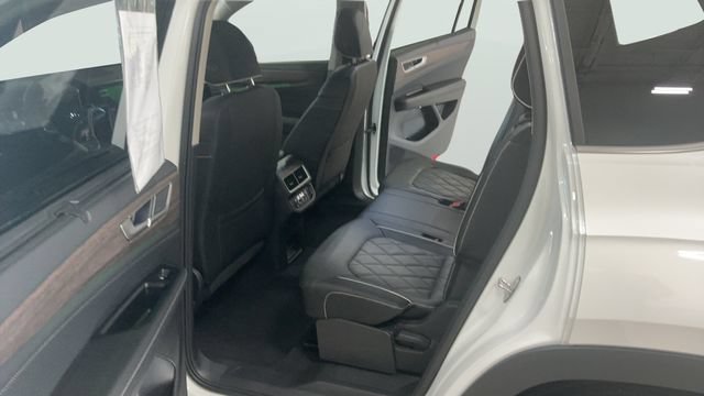 Certified 2026 Volkswagen Atlas SEL Premium R-Line AWD/4WD image 14