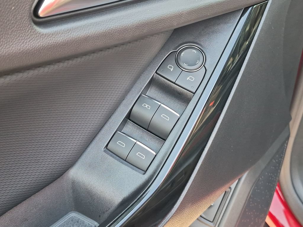 New 2027 Chevrolet Equinox RS w/ Safety and Technology Package FWD image 12