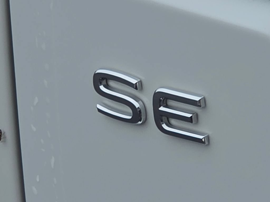 Used 2026 Volkswagen Atlas SE FWD image 16