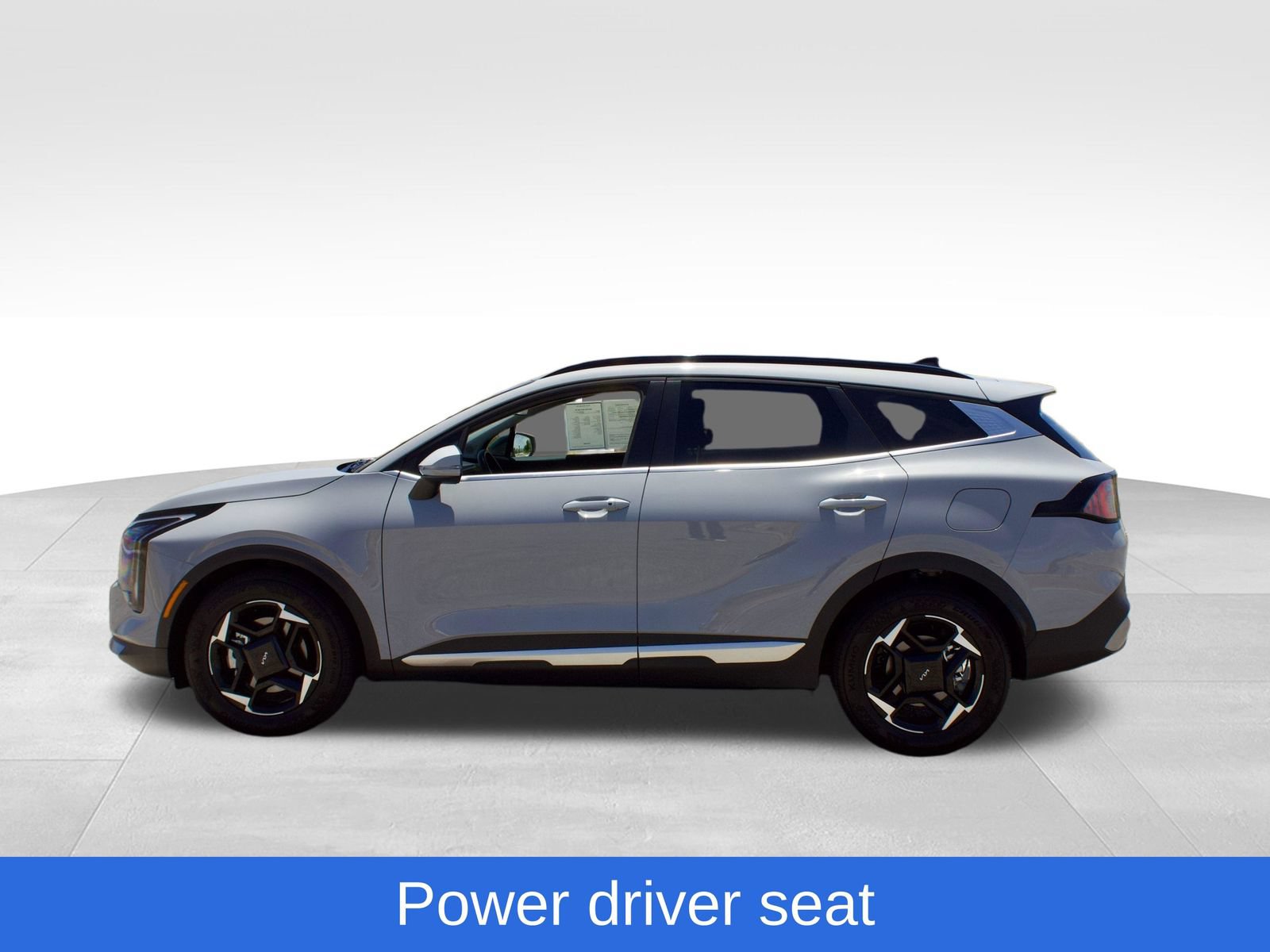Used 2026 Kia Sportage EX w/ EX Panorama Roof Package FWD image 8